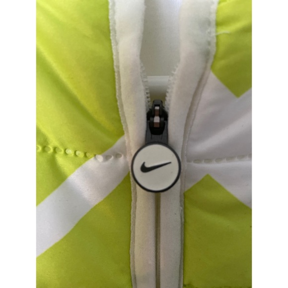 NIKE GOLF - ULTRA LIGHT FILLED VEST SIZE XS - Picture 5 of 9